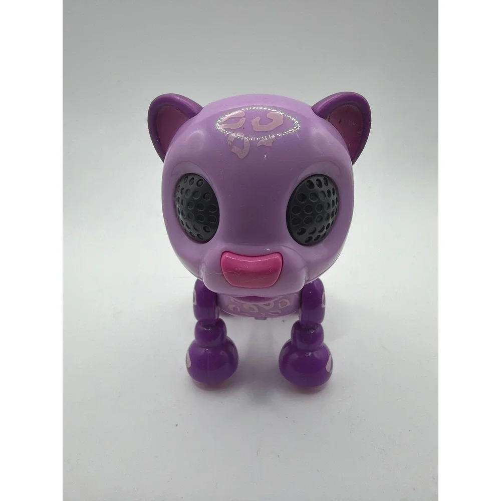 Spin Master Zoomer Zuppies Interactive Puppy Dog 3 Inch responds to touch Purple
